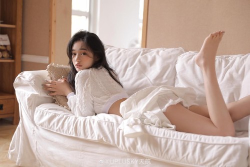 Asian Girl Indoor Art Photography (4171)