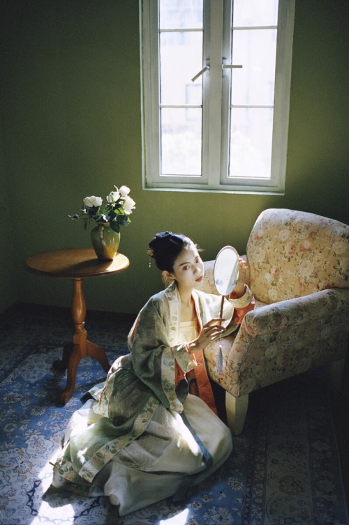 Asian Girl Indoor Art Photography (4284)