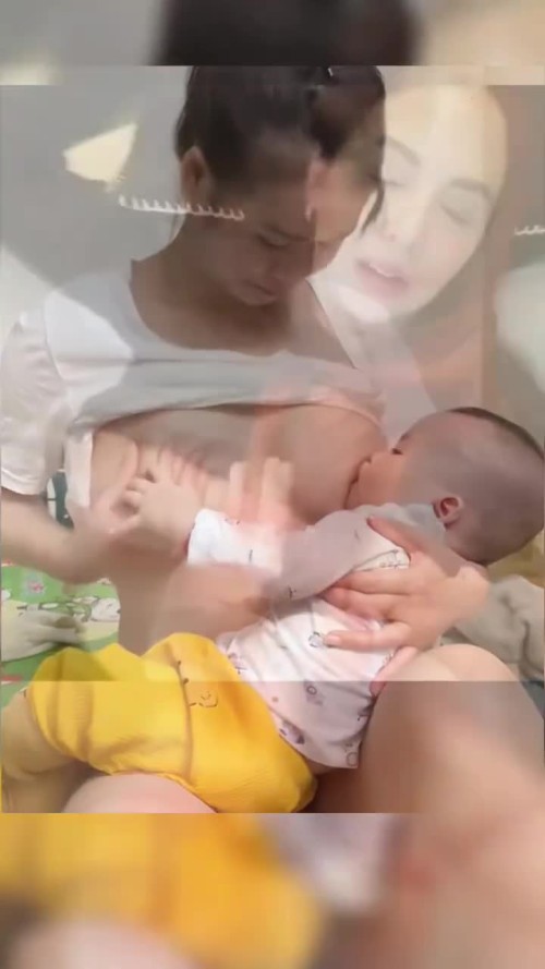 breastfeeding mother (39)